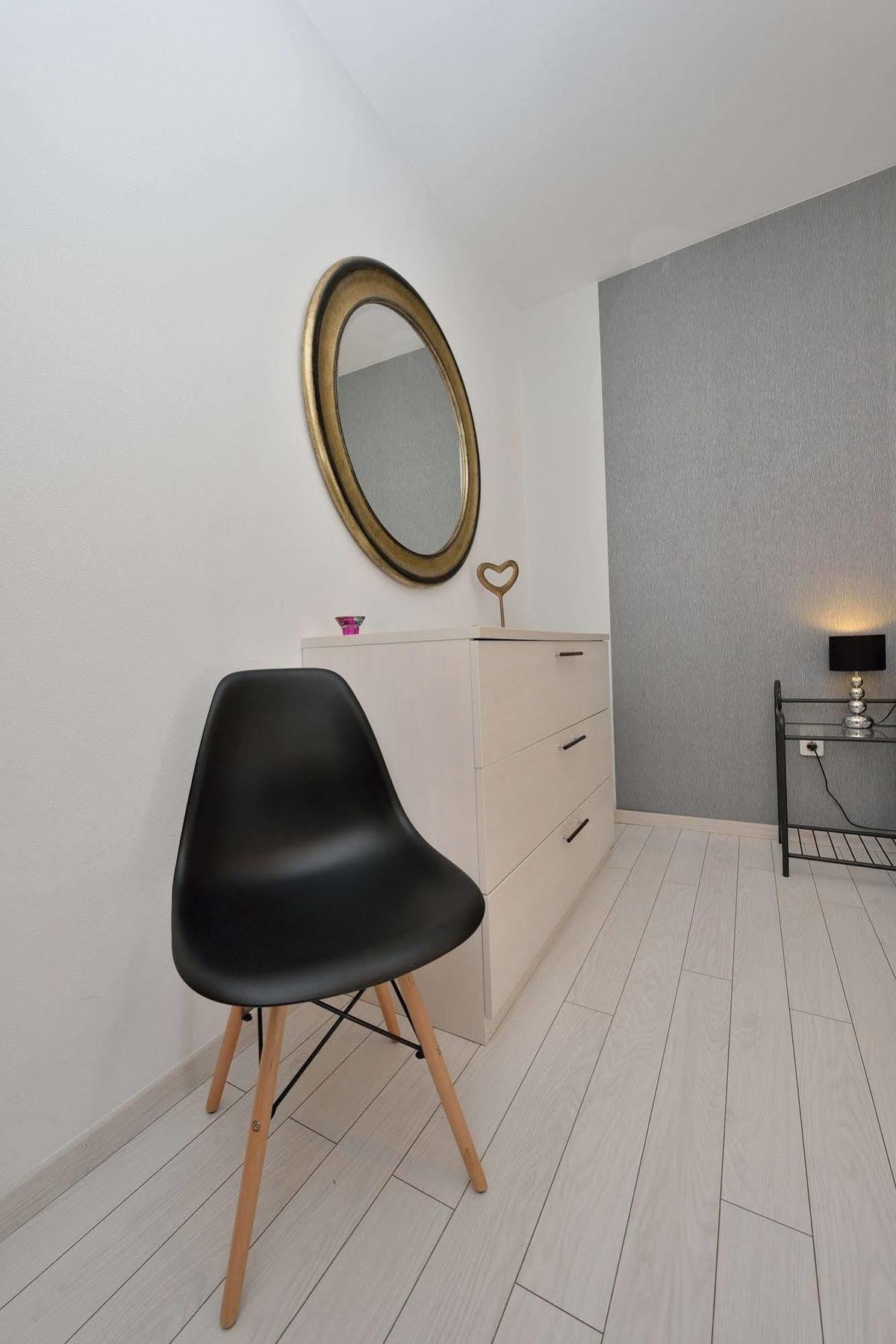 Karla Apartament *