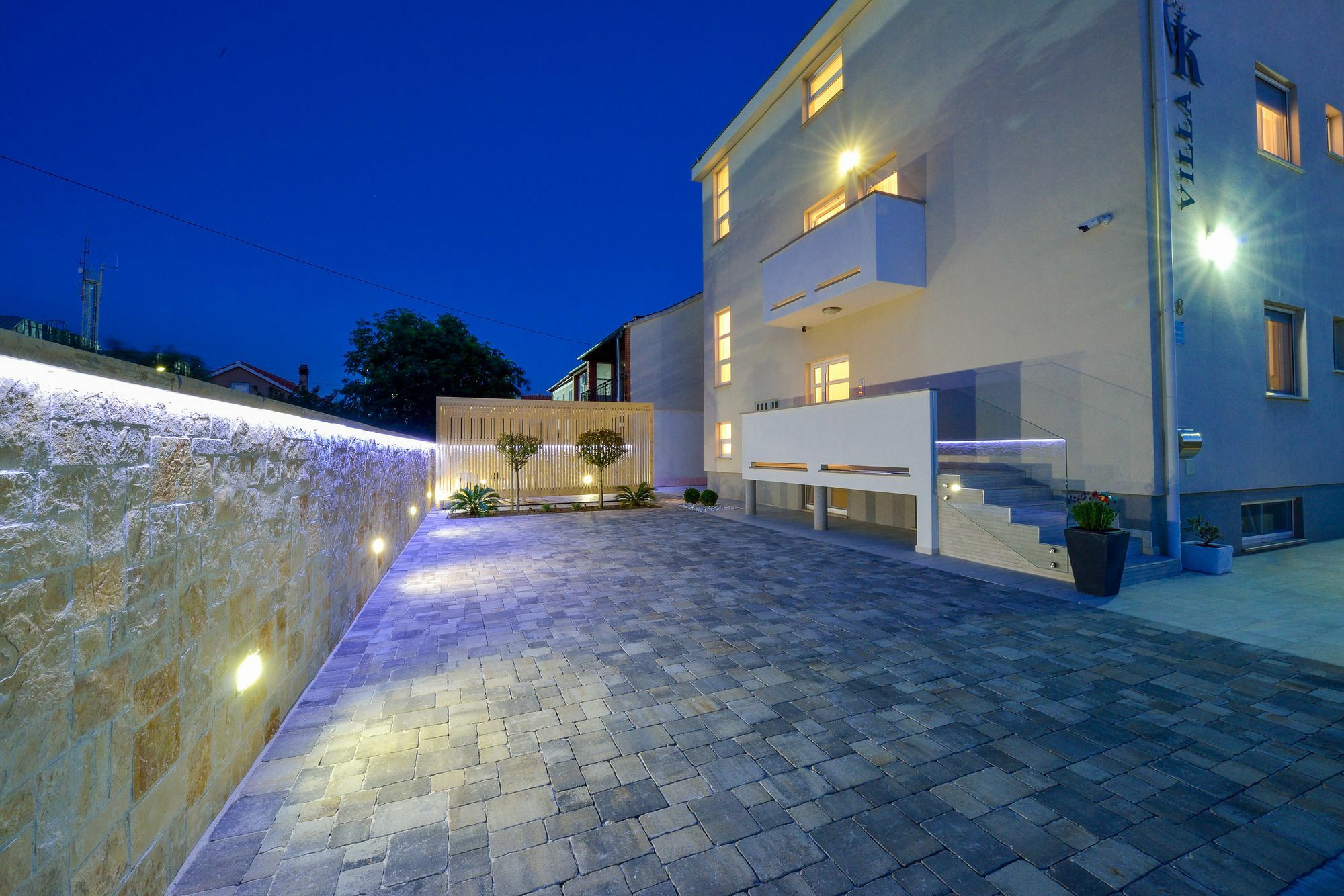 Karla Apartament